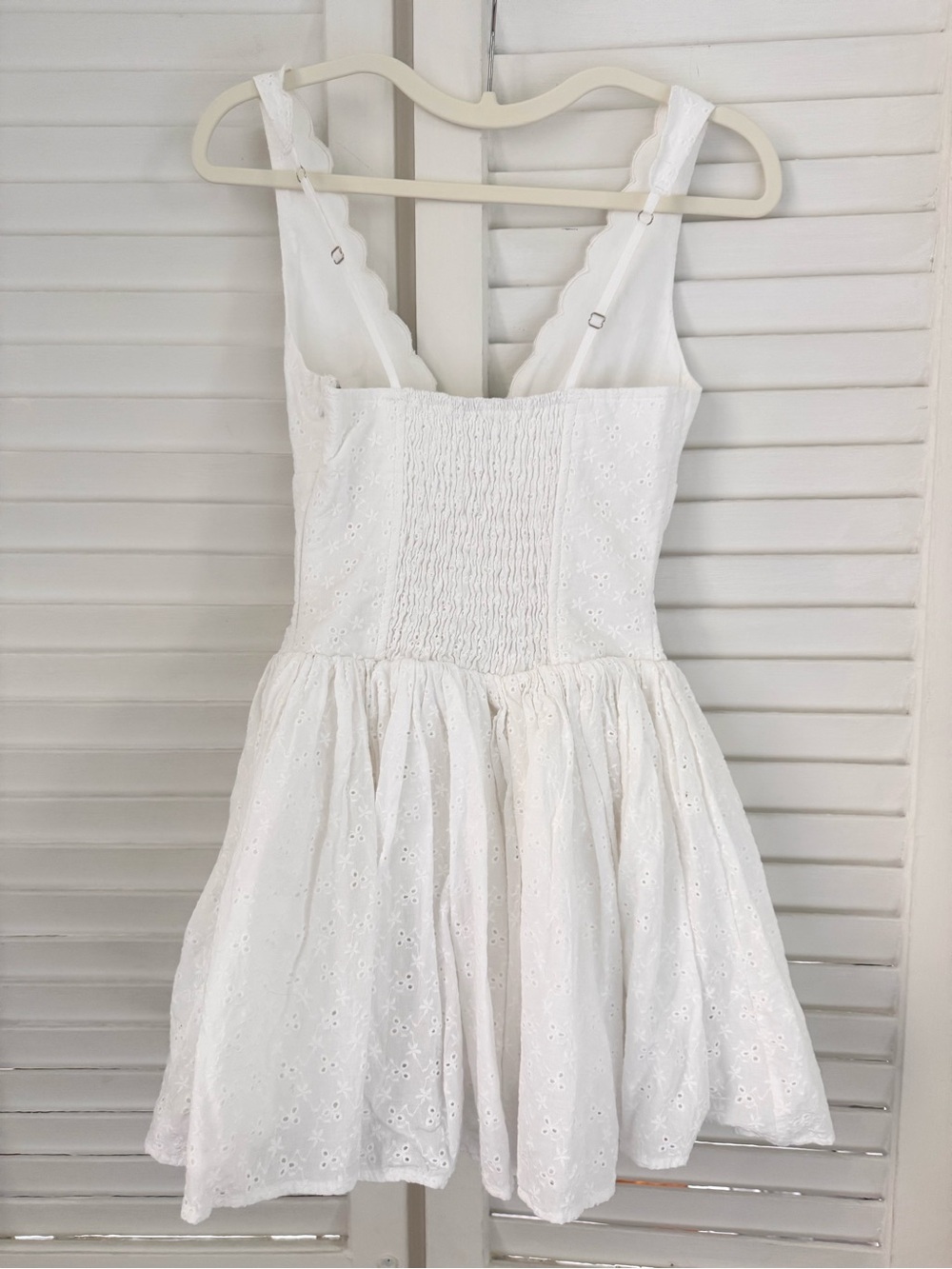 NWOT Oh Polly Sabina Broderie Anglaise Bow-Detail A-Line Mini Dress in White - Picture 6 of 8